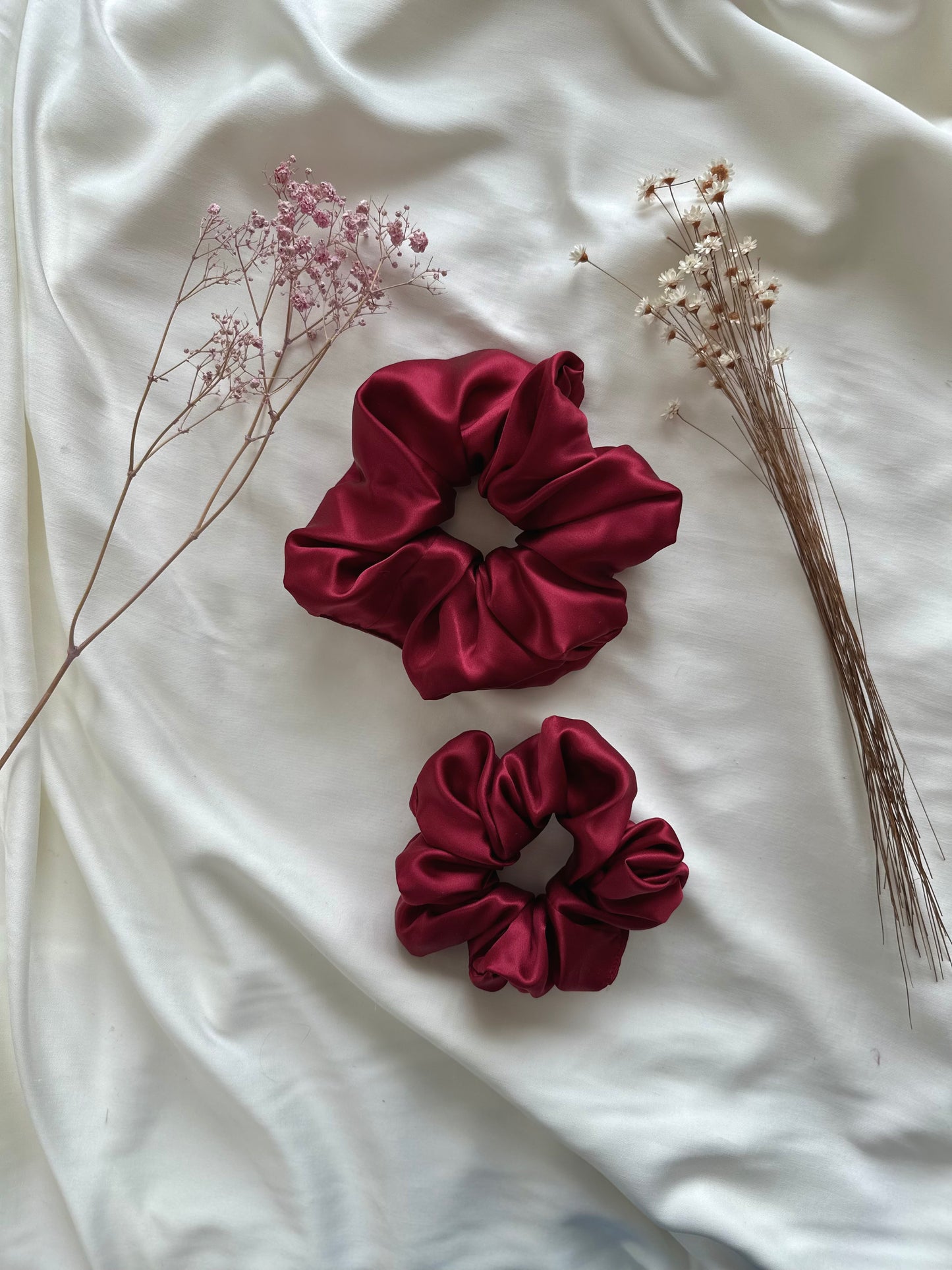 Dunkelrot Scrunchie