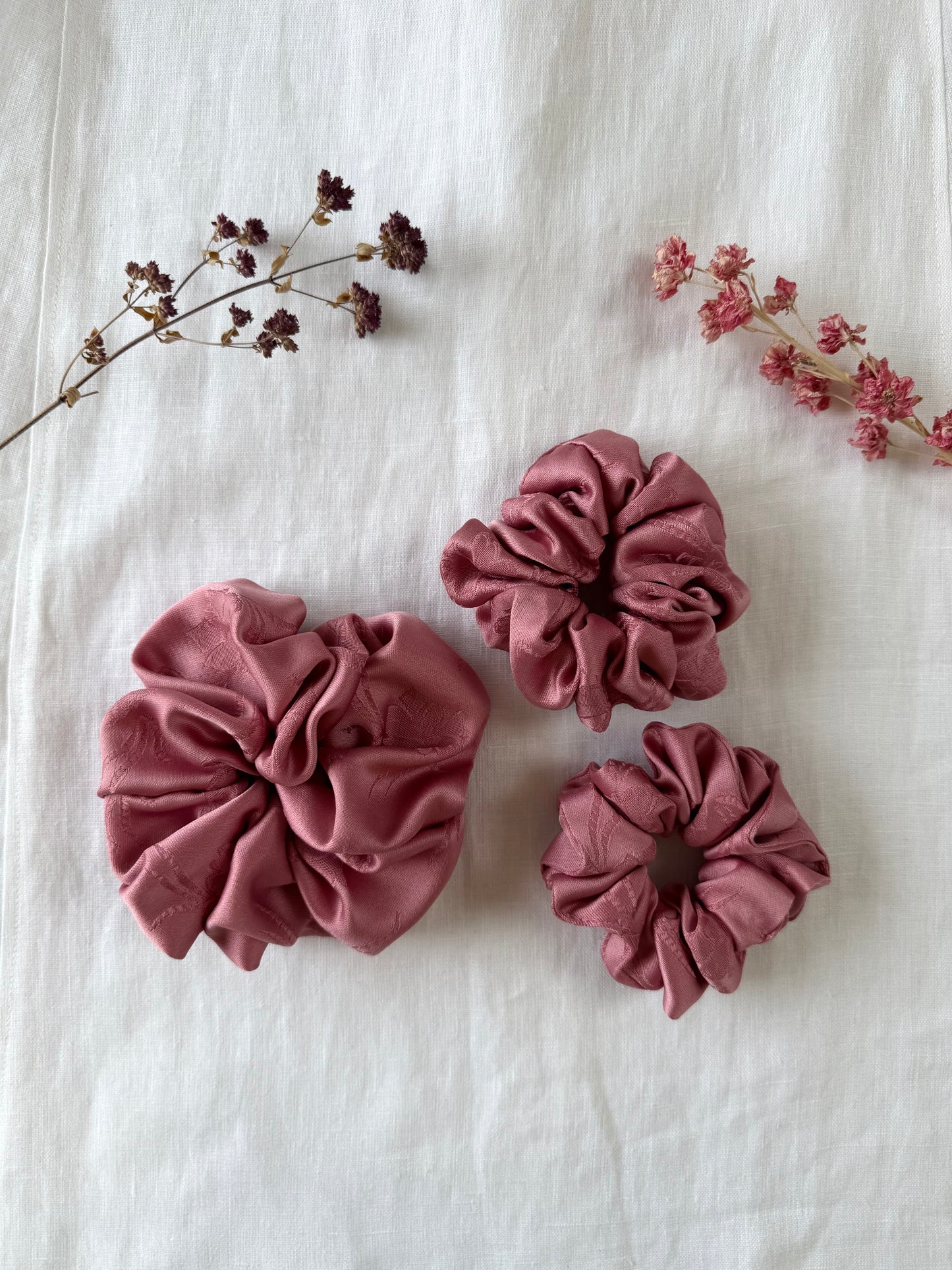 Rosalie Scrunchie