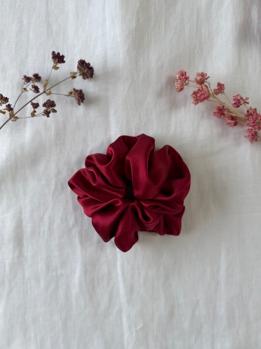Dunkelrot Scrunchie