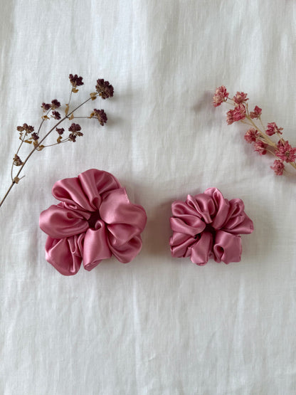 Rosa Scrunchie