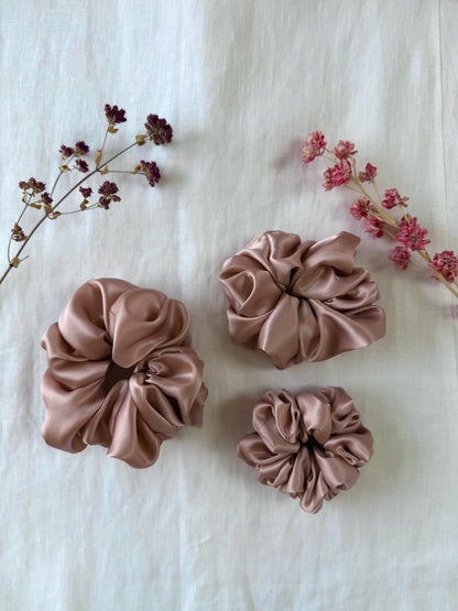 Altrosa Scrunchie